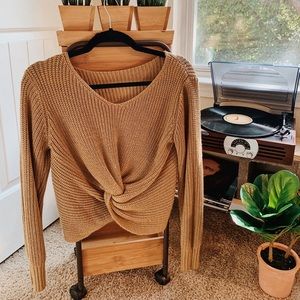 Cropped twist sweater